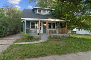2645 Longstreet Ave SW, Wyoming, MI 49509 - Photo 1