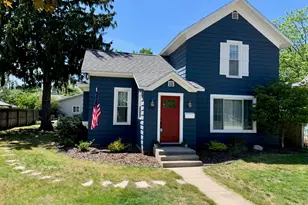 413 N Rath Ave, Ludington, MI 49431 - Photo 1