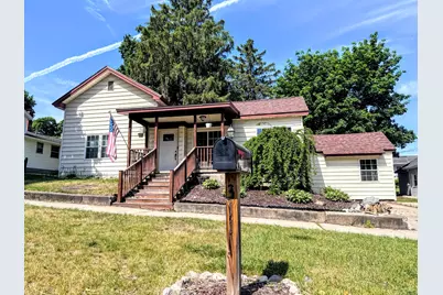 311 N Warren Avenue, Big Rapids, MI 49307 - Photo 1