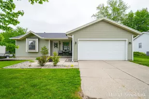 265 Country Club Rd, Holland, MI 49423 - Photo 1