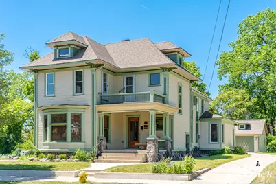 427 James Avenue SE, Grand Rapids, MI 49503 - Photo 1