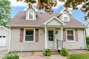 420 Oakhurst Ave, Kalamazoo, MI 49001 - Photo 1