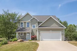 27120 Birmingham Ct, Paw Paw, MI 49079 - Photo 1