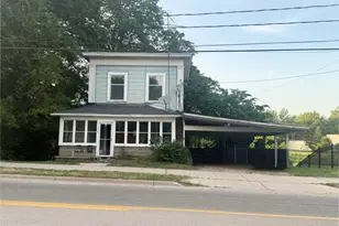 226 Monroe St, Allegan, MI 49010 - Photo 1