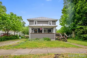 727 E Clinton St, Hastings, MI 49058 - Photo 1