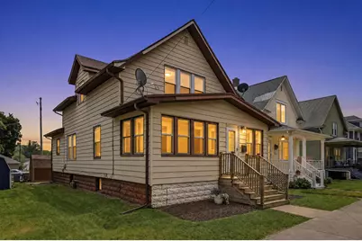 609 Wayne Street, Saint Joseph, MI 49085 - Photo 1