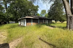 552 19th St, Otsego, MI 49078 - Photo 1