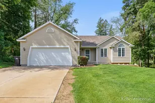 1683 Pine Hill Dr, Hastings, MI 49058 - Photo 1