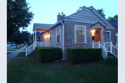 842 Garfield Avenue NW, Grand Rapids, MI 49504 - Photo 1