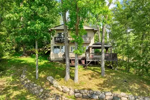 192 Eastshore Dr, Jerome, MI 49249 - Photo 1