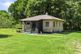1356 Pipestone Rd, Benton Harbor, MI 49022 - Photo 1
