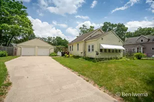 3710 Oriole Ave SW, Wyoming, MI 49509 - Photo 1