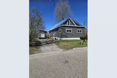 625 Cunningham Street, Clare, MI 48617 - Photo 1