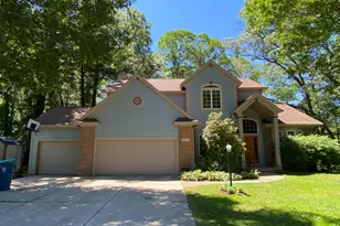 15386 Oak Point Dr, Spring Lake, MI 49456 - Photo 1