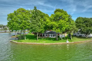 188 Hawthorne Dr, Brooklyn, MI 49230 - Photo 1