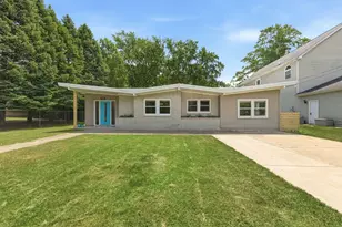 815 W Detroit St, New Buffalo, MI 49117 - Photo 1