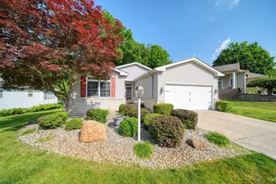 3010 S Wood Dale Drive #14, Jackson, MI 49203 - Photo 1