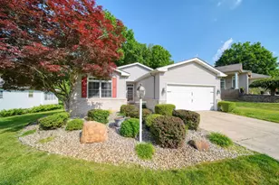 3010 S Wood Dale Dr, Jackson, MI 49203 - Photo 1