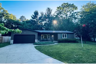 2025 Walker Avenue NW, Grand Rapids, MI 49504 - Photo 1