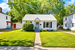 923 Colrain St SW, Wyoming, MI 49509 - Photo 1