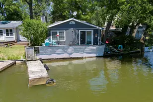 34453 Edgewater Dr, Paw Paw, MI 49079 - Photo 1