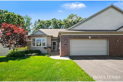 2902 Woodridge Circle NE, Grand Rapids, MI 49525 - Photo 1