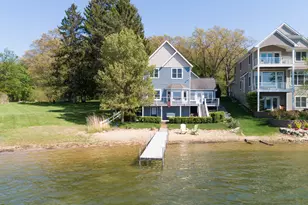1401 E Crooked Lake Dr, Kalamazoo, MI 49009 - Photo 1