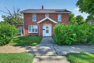 349 E Empire Ave, Benton Harbor, MI 49022 - Photo 1