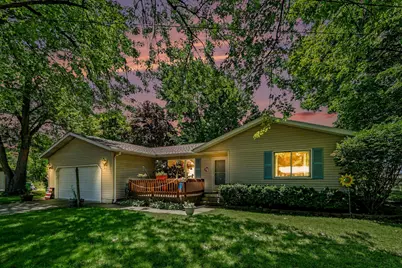 202 E Vermont Avenue, White Pigeon, MI 49099 - Photo 1