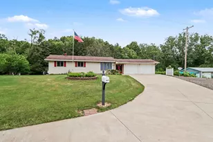 9946 Handel St, Portage, MI 49024 - Photo 1