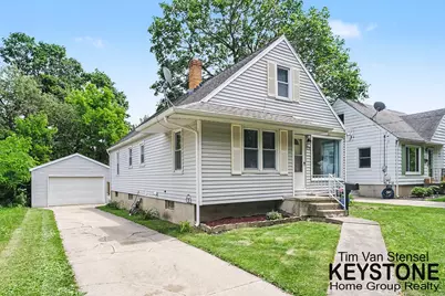 1258 Spring Avenue NE, Grand Rapids, MI 49505 - Photo 1