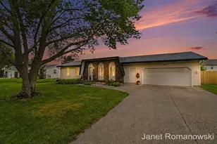1789 Pleasantwood Dr, Jenison, MI 49428 - Photo 1