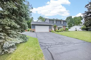 5141 Lewsinda Ave, Kalamazoo, MI 49009 - Photo 1