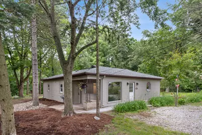 1030 Harding Street NW, Grand Rapids, MI 49544 - Photo 1