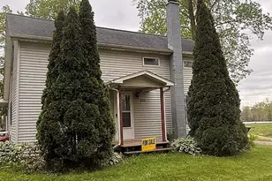 225 W Pearl Rd, Coldwater, MI 49036 - Photo 1