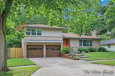 1613 Lotus Avenue SE, Grand Rapids, MI 49506 - Photo 1