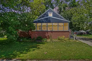 37 W Garfield Ave, Zeeland, MI 49464 - Photo 1