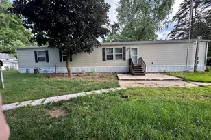 3551 Nash Dr, Jackson, MI 49201 - Photo 1