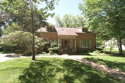 803 N Kalamazoo Street, Paw Paw, MI 49079 - Photo 1