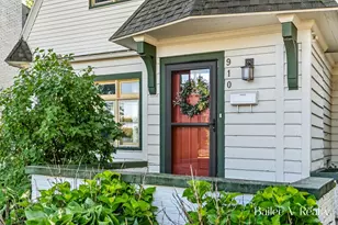 910 Benjamin Ave SE, Grand Rapids, MI 49506 - Photo 1