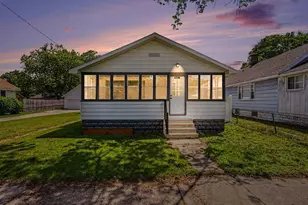2226 Blodgett St, Muskegon, MI 49441 - Photo 1