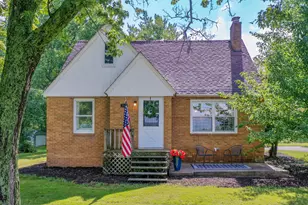 1025 Graafschap Rd, Holland, MI 49423 - Photo 1