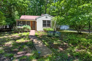 7110 Horseshoe Dr, Three Oaks, MI 49128 - Photo 1