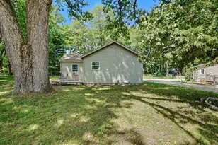 1147 S Bingham Ave, White Cloud, MI 49349 - Photo 1
