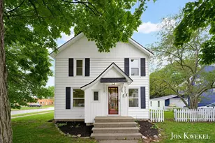 523 Elm St SE, Lowell, MI 49331 - Photo 1