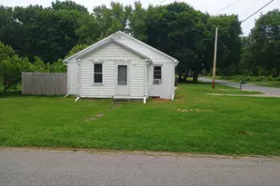502 E Forest St, Edmore, MI 48829 - Photo 1