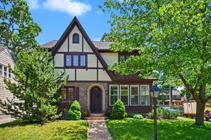 1240 Benjamin Ave SE, Grand Rapids, MI 49506 - Photo 1