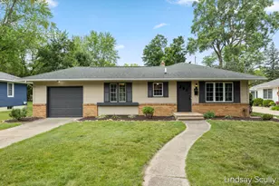 160 Boltwood Dr NE, Grand Rapids, MI 49505 - Photo 1