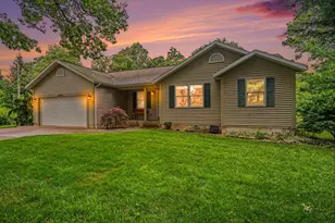 3921 S Sheridan Dr, Muskegon, MI 49444 - Photo 1