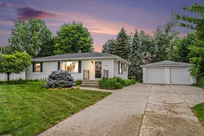 2162 Finsbury Lane NW, Grand Rapids, MI 49504 - Photo 1